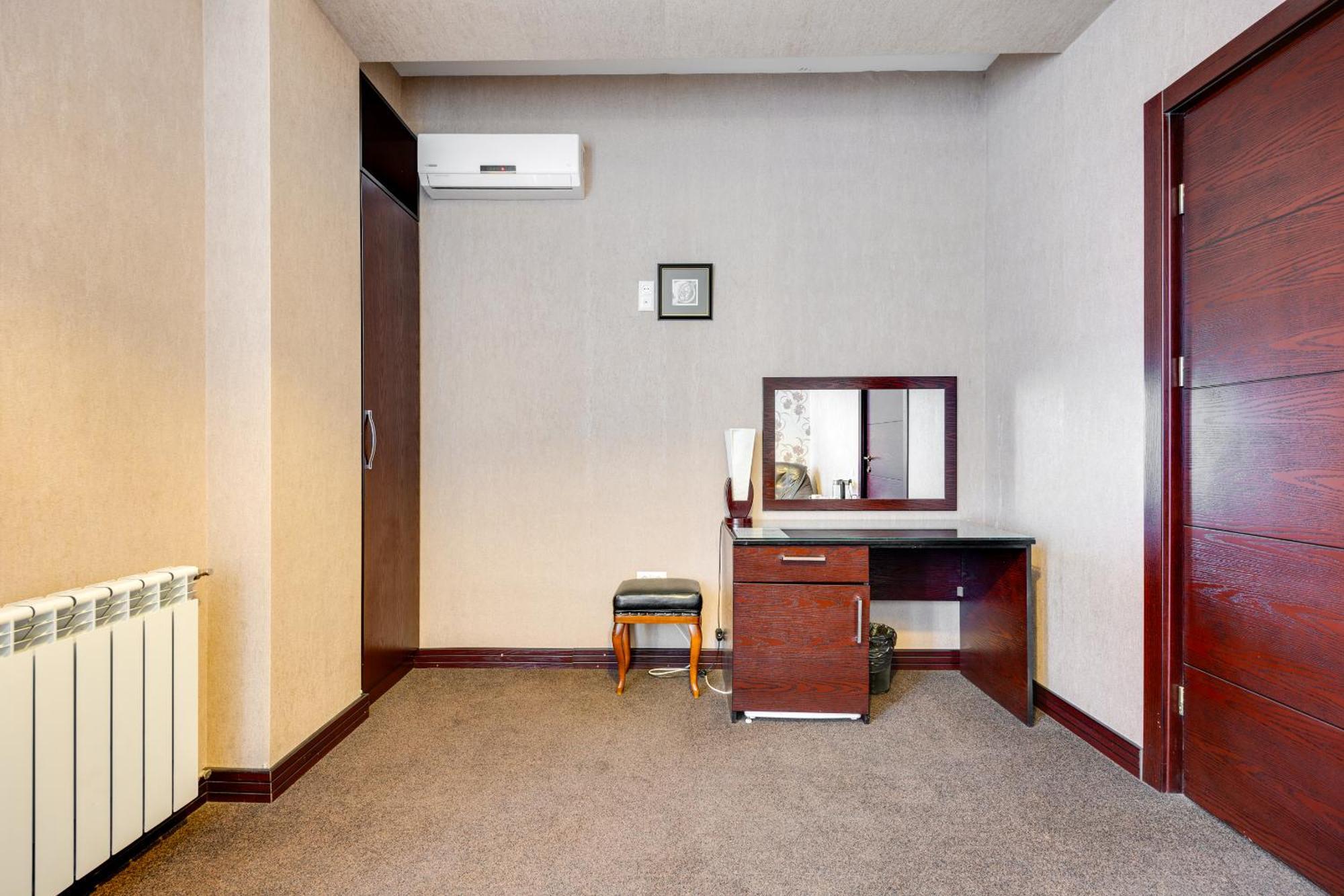 Sololaki Inn ティビリシ エクステリア 写真